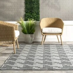 NuLOOM Resi Geometric Striped Indoor/Outdoor Patio Area Rug 15 NuLOOM Resi Geometric Striped Indoor/Outdoor Patio Area Rug -Garden Furniture Store GUEST 2db59f84 3c62 4b80 be12 5c6a86612744
