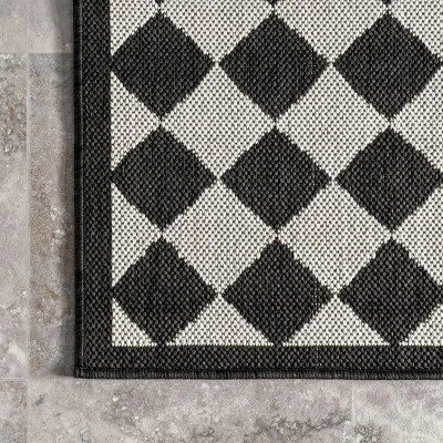 NuLOOM Valery Checkered Indoor/Outdoor Patio Area Rug 4 NuLOOM Valery Checkered Indoor/Outdoor Patio Area Rug - Image 4