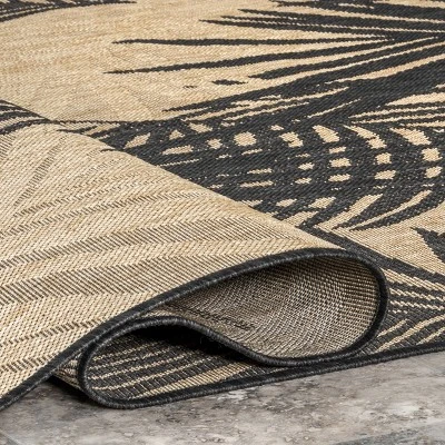 NuLOOM Kasia Areca Palm Indoor/Outdoor Patio Area Rug 3 NuLOOM Kasia Areca Palm Indoor/Outdoor Patio Area Rug - Image 3