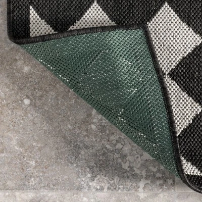 NuLOOM Valery Checkered Indoor/Outdoor Patio Area Rug 6 NuLOOM Valery Checkered Indoor/Outdoor Patio Area Rug - Image 6