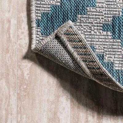 Sintra Diamond Indoor/Outdoor Area Rug - JONATHAN Y 3 Sintra Diamond Indoor/Outdoor Area Rug - JONATHAN Y - Image 3