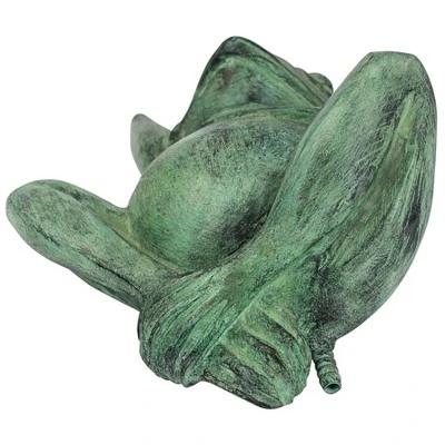 Design Toscano Spitting Lazy Frog Emerald Verde Cast Bronze Garden Statue 4 Design Toscano Spitting Lazy Frog Emerald Verde Cast Bronze Garden Statue - Image 4