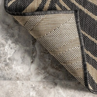 NuLOOM Kasia Areca Palm Indoor/Outdoor Patio Area Rug 6 NuLOOM Kasia Areca Palm Indoor/Outdoor Patio Area Rug - Image 6