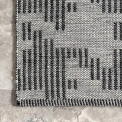 NuLOOM Resi Geometric Striped Indoor/Outdoor Patio Area Rug 12 NuLOOM Resi Geometric Striped Indoor/Outdoor Patio Area Rug -Garden Furniture Store GUEST cb544c5d 4b52 4bd8 9cb4 f244b46de556