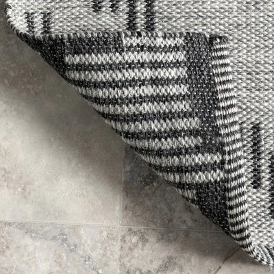 NuLOOM Resi Geometric Striped Indoor/Outdoor Patio Area Rug 6 NuLOOM Resi Geometric Striped Indoor/Outdoor Patio Area Rug - Image 6