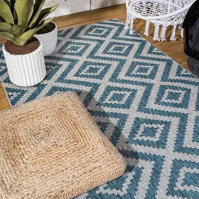 Sintra Diamond Indoor/Outdoor Area Rug - JONATHAN Y 6 Sintra Diamond Indoor/Outdoor Area Rug - JONATHAN Y - Image 6